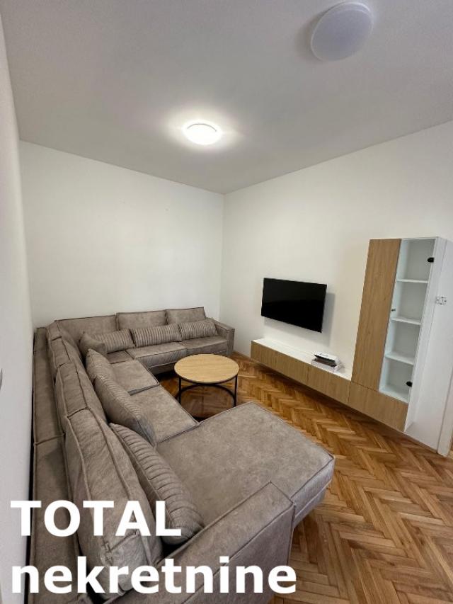 2 Dvosoban stan NOVI SAD, 154500€