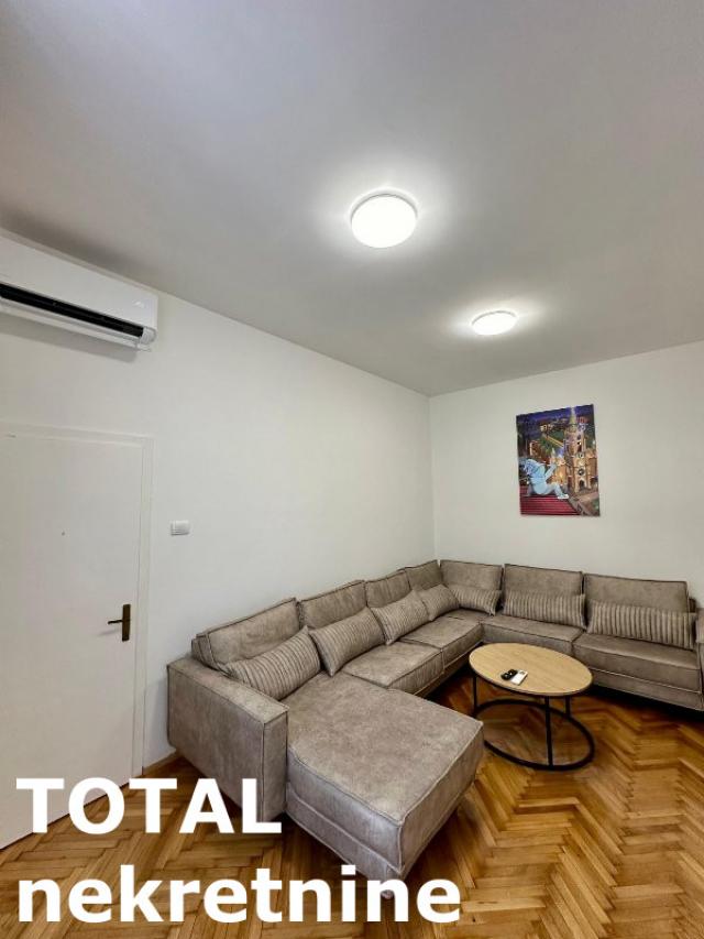 2 Dvosoban stan NOVI SAD, 154500€