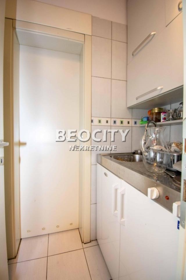 Zvezdara, Gradska bolnica, Ljubinjska, 2. 0, 62m2, 1100EUR