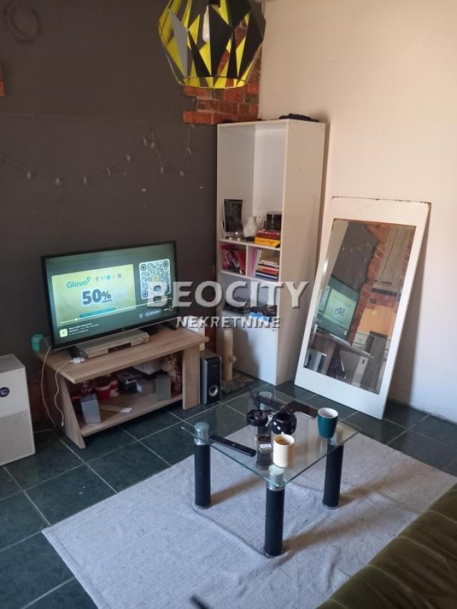 Zemun, Batajnica, Novosadska, 2. 0, 100m2, 110000EUR