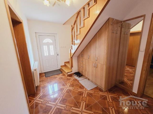 Kuća PETROVARADIN, PETROVARADIN, kv: 225, € 245000, ID: 3046268