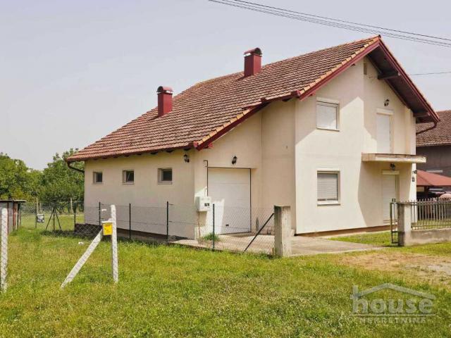 Kuća PETROVARADIN, PETROVARADIN, kv: 225, € 245000, ID: 3046268