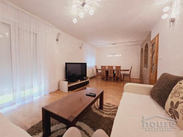 Kuća PETROVARADIN, PETROVARADIN, kv: 225, € 245000, ID: 3046268