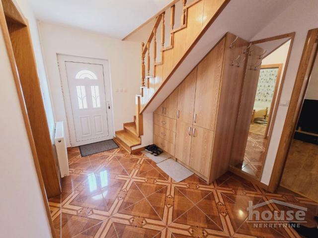 Kuća PETROVARADIN, PETROVARADIN, kv: 225, € 245000, ID: 3046268