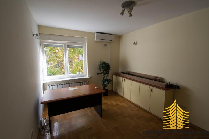 Poslovni prostor: Zagreb (Trešnjevka), uredski, VMD zgrada, 85 m2 