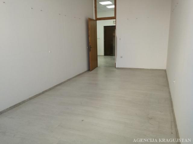 Prodaja, Lokal, 74. 00m2 , Centar