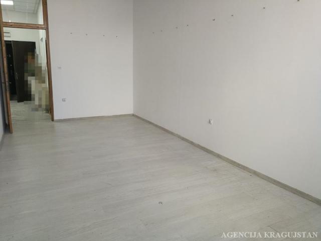 Prodaja, Lokal, 74. 00m2 , Centar