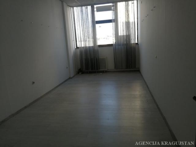 Prodaja, Lokal, 74. 00m2 , Centar