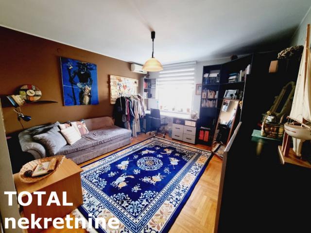 4 Četvorosoban stan NOVI SAD, 334190€