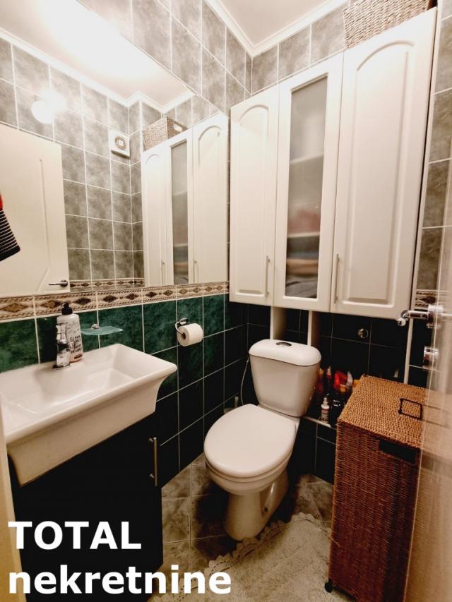 4 Četvorosoban stan NOVI SAD, 334190€