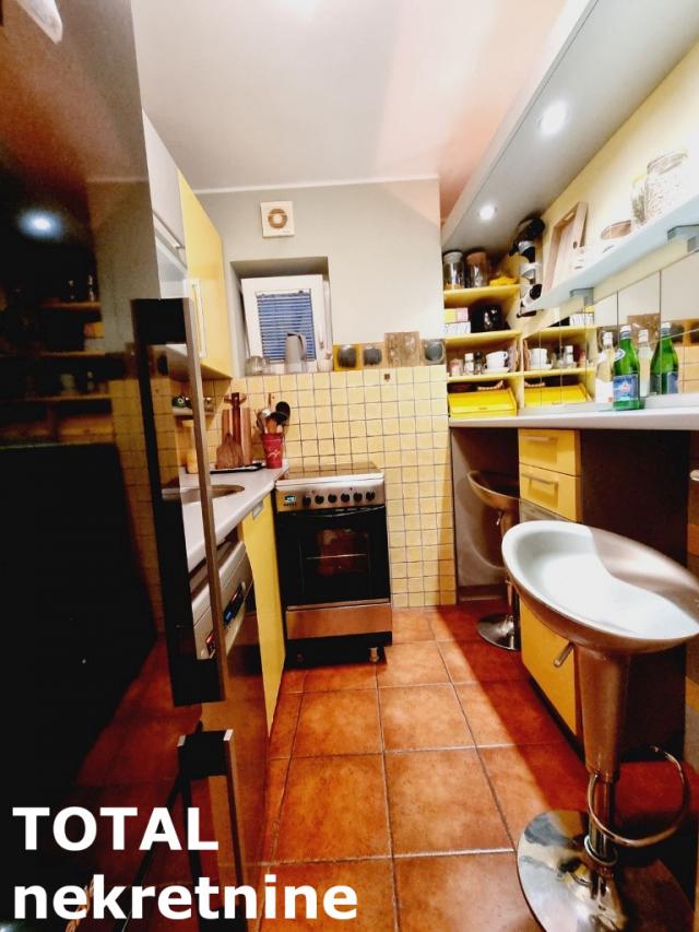 4 Četvorosoban stan NOVI SAD, 334190€