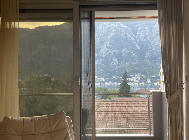 Two bedrooms apartment of 67m2 for rent in Kotor, Dobrota