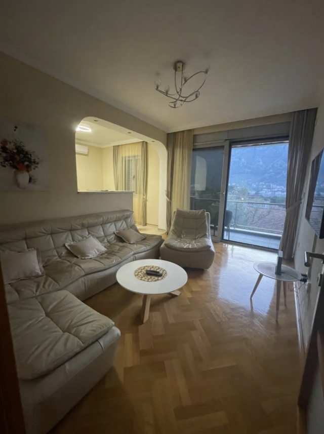 Two bedrooms apartment of 67m2 for rent in Kotor, Dobrota