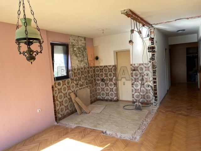 Duplex, Pantelej, 