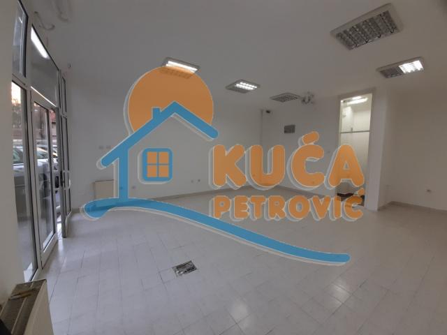 Izdaje se lokal, 7. jula, 39m2, 300e