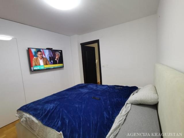 Prodaja, Stan, 116. 00m2 , Centar