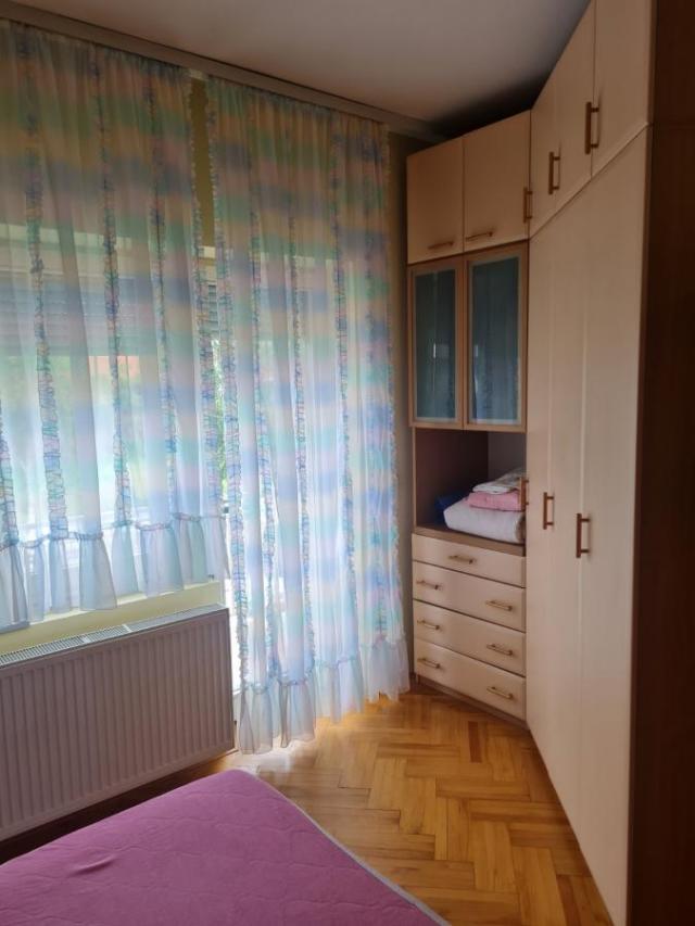 Stambeno - poslovni objekat - PLAC 362 m2