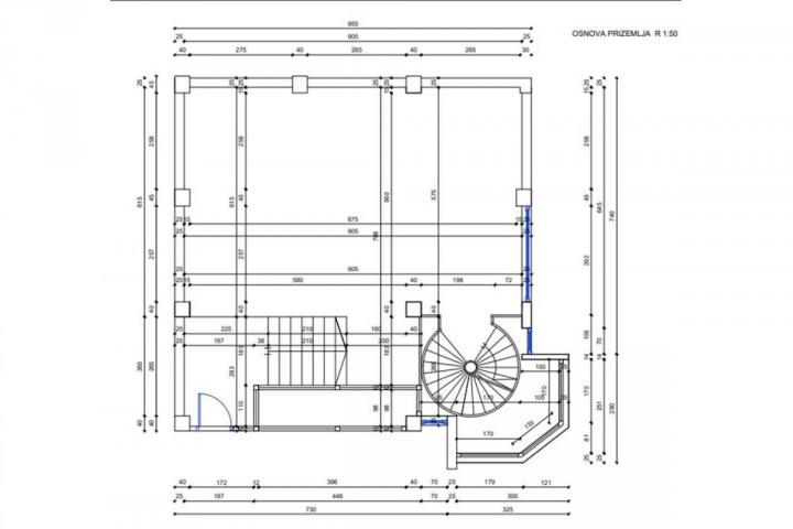 POSLOVNI PROSTOR - 300m2 - LESKOVAC