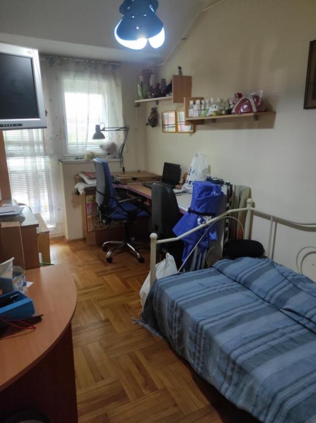 Dvoiposoban stan u zakup, 90m2