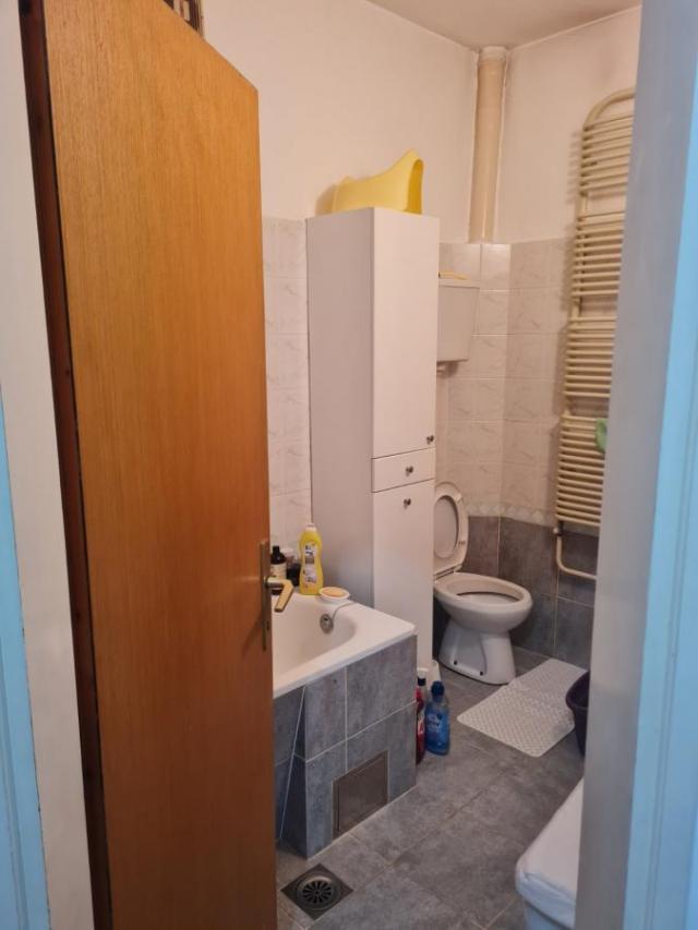 Stambeno - poslovni objekat - PLAC 362 m2