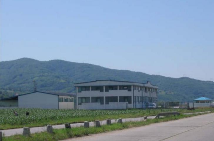 INDUSTRIJSKE HALE - 1860m2