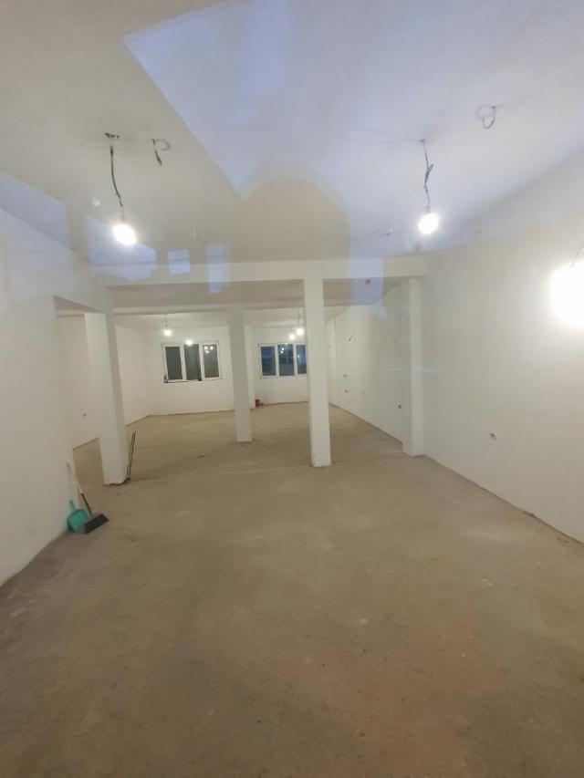 Lokal - 120m2 - Minovo naselje