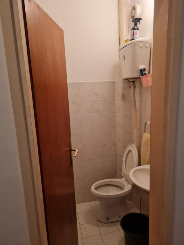 Stambeno - poslovni objekat - PLAC 362 m2