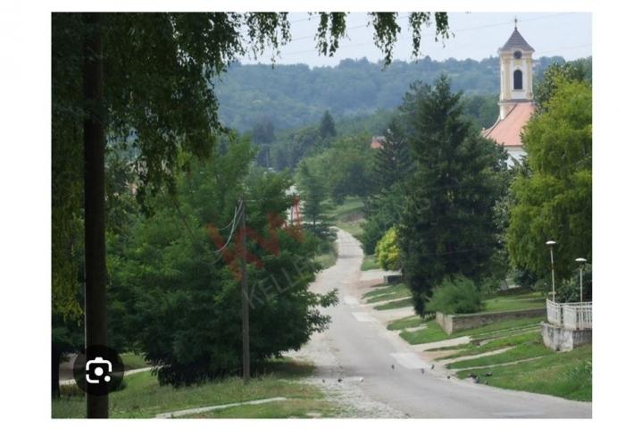 
				Građevinska parcela , Čortanovci, Fruškogorska , 12. 5 ari
			