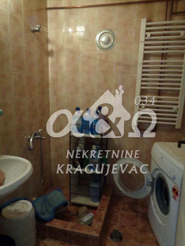 Kuća novije gradnje 270m2 u Sušici