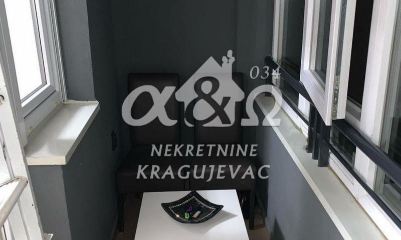 Luxuzno opremljen četvorosoban duplex u Centru sa 2 garažna mesta