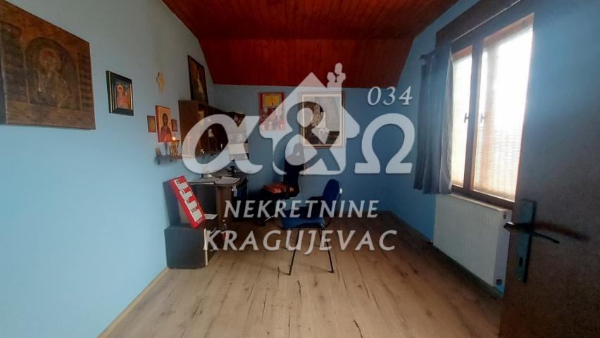 Kuća u Opornici 171m2 na 12ari placa 