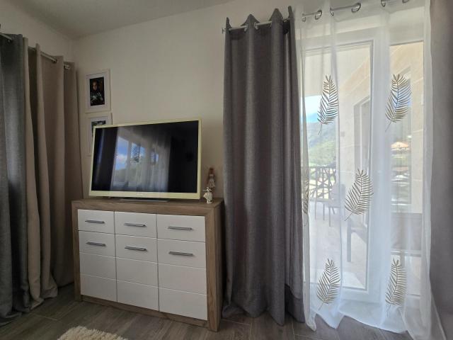 Prodaja, Kuća, 140m2 , Zelenika