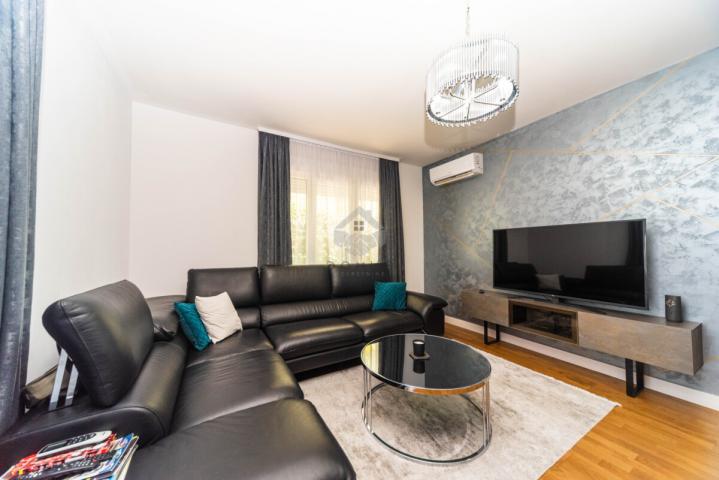 Jednosoban stan 52m2 + garaža, Tološi - Podgorica