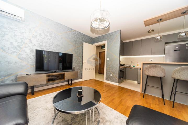 Jednosoban stan 52m2 + garaža, Tološi - Podgorica