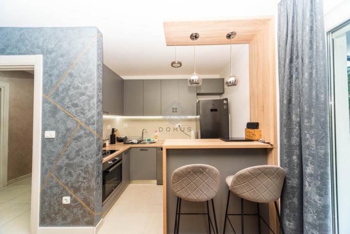 Jednosoban stan 52m2 + garaža, Tološi - Podgorica
