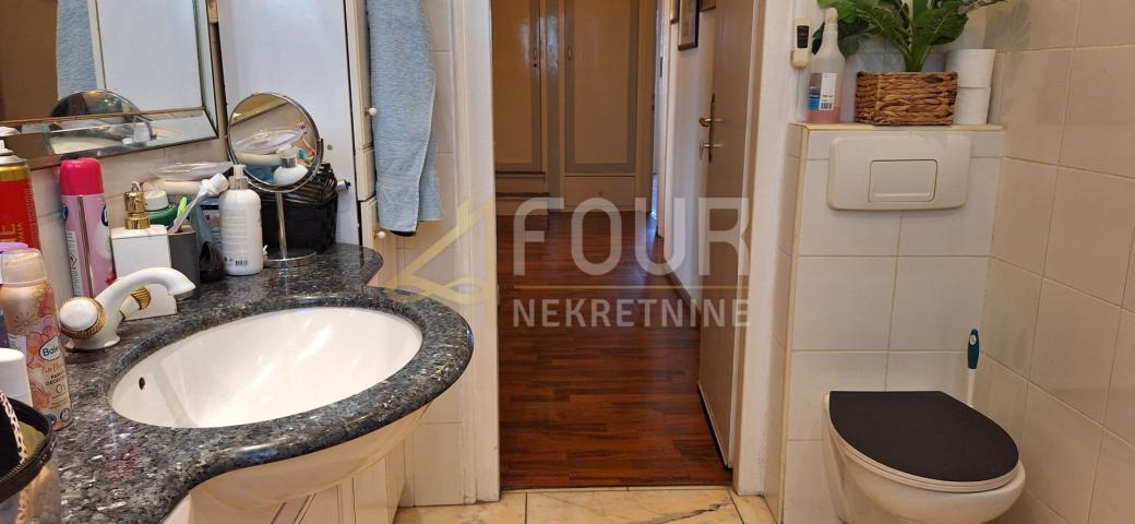 Rijeka, Bulevard, etaža 173.73m2, 3s+db, 3 balkona