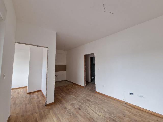 Dvosoban Stan 58m² s Pogledom na More u Bečićima – Nova Zgrada, Bez 3% Poreza!