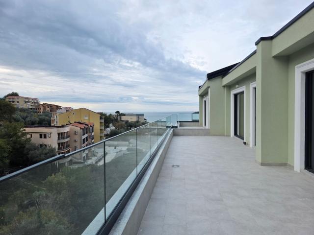 Prodaja dvosobnog stana 108m² u novogradnji sa pogledom na more, parkingom i oslobođenjem od poreza 