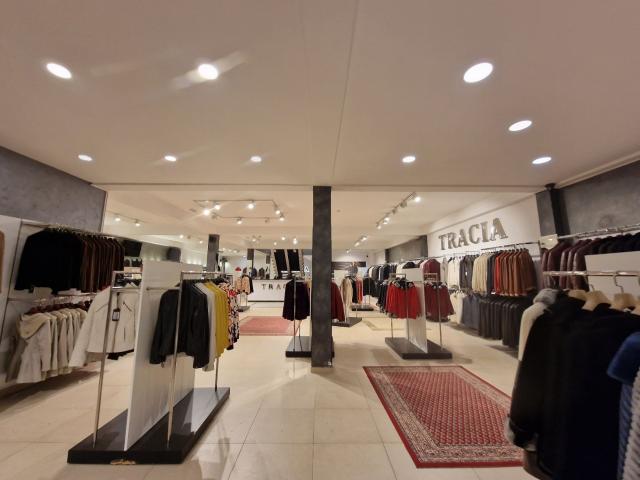 JAZ, BUDVA-Poslovni prostor 800m2