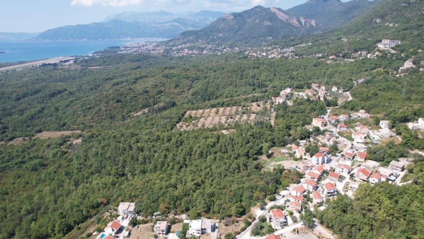 Urbanizovano zemljište 7.700 m² sa mogućnošću gradnje 4.652 m² – Kavač, Kotor
