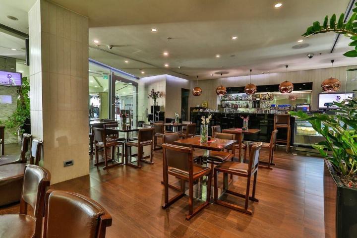 Prodaja poslovnog prostora 145 m² – potpuno opremljen restoran u kompleksu TQ Plaza, strogi centar B