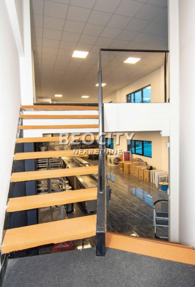 Čukarica, Makiš, Obrenovački put, 2.0, 200m2, 4000EUR