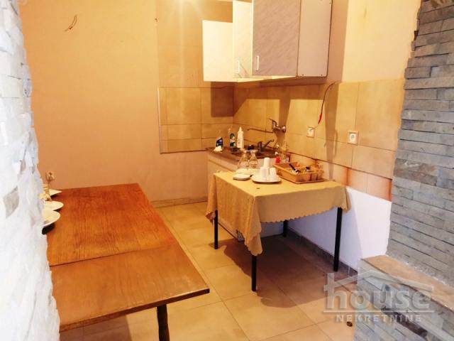 NOVI SAD - ADICE - 370.00 m2