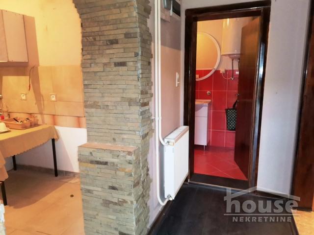 NOVI SAD - ADICE - 370.00 m2