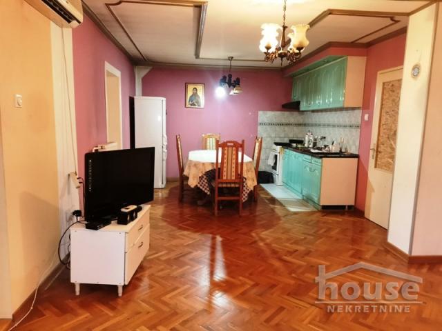 NOVI SAD - ADICE - 370.00 m2