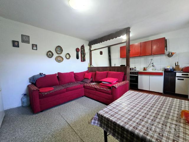 SREMSKA KAMENICA - SREMSKA KAMENICA - 64.00 m2