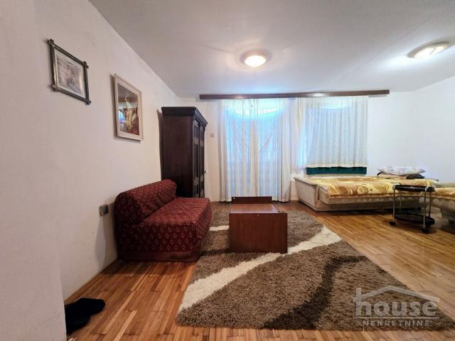 SREMSKA KAMENICA - SREMSKA KAMENICA - 64.00 m2