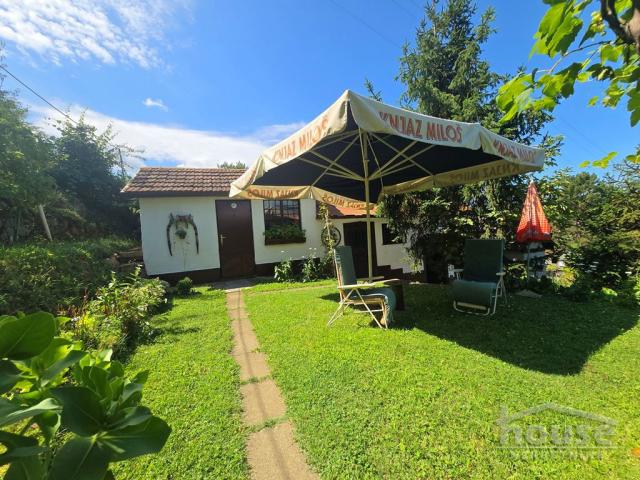 SREMSKA KAMENICA - SREMSKA KAMENICA - 64.00 m2