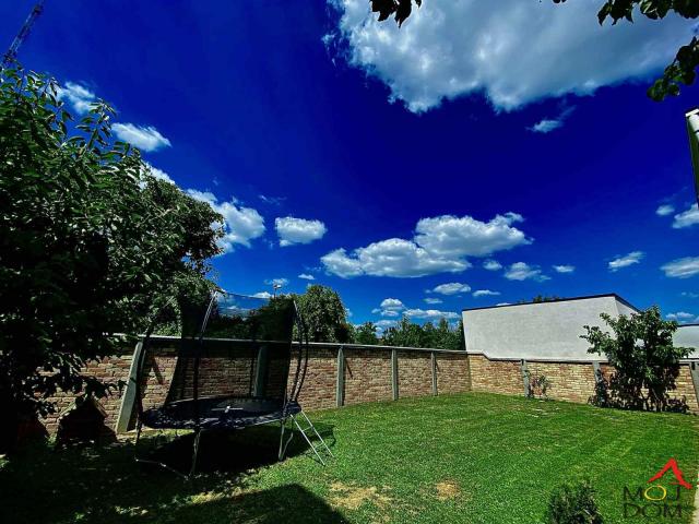 NOVI SAD - ADICE - KUćA - 290 m2 - 432,600€