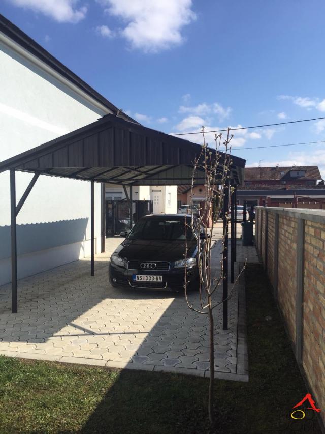 NOVI SAD - ADICE - KUćA - 290 m2 - 432,600€